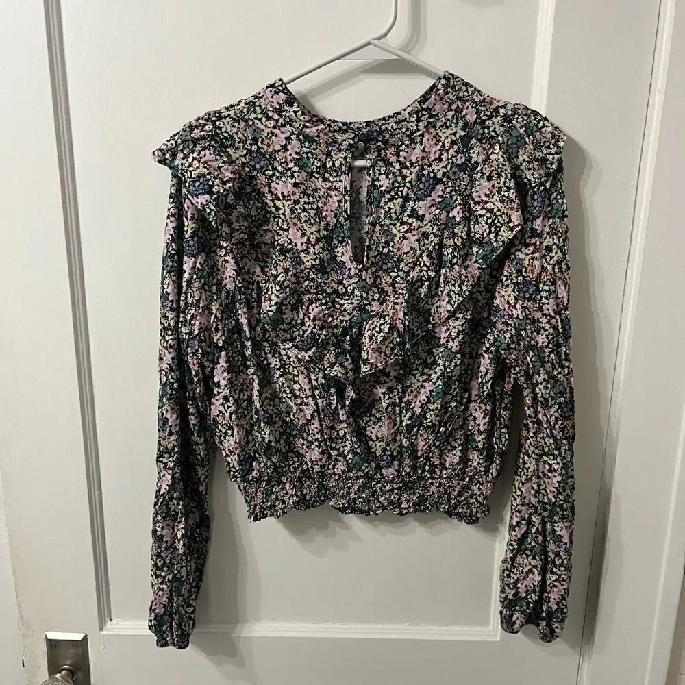 Wild fable floral blouse - Picture 3 of 4